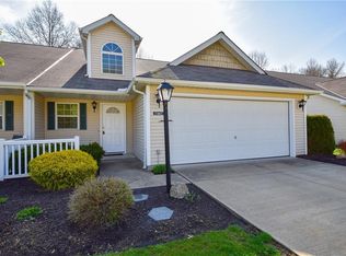 7467 Willow Woods Dr #34-B, North Olmsted, OH 44070