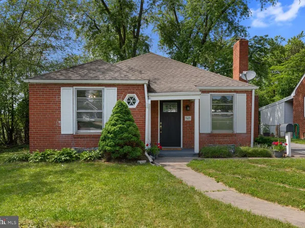 949 16th St, New Cumberland, PA 17070