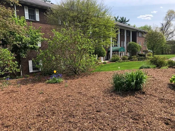 205 Great Rd APT C4, Acton, MA 01720