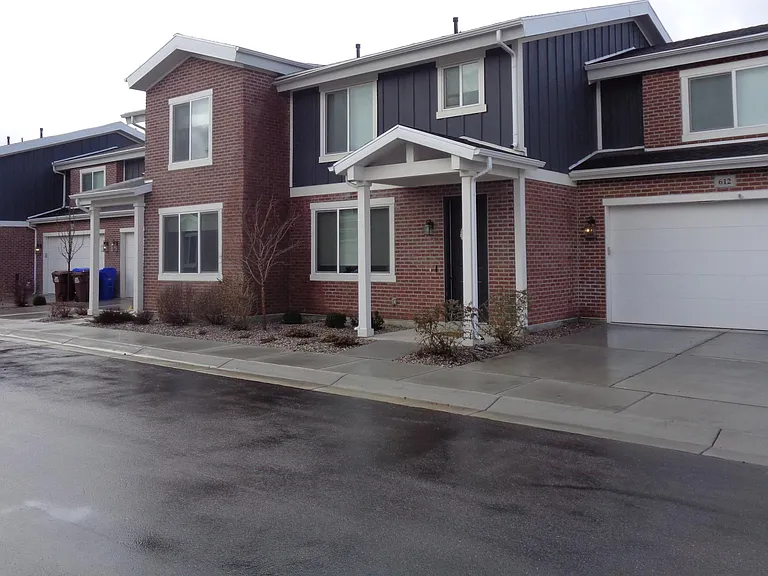 644 E Fort Union Blvd #644 — Photo 5