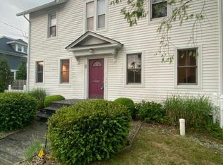 5 Main St, Farmingdale, NJ 07727