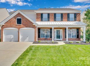 1920 Arbor Vista Dr, Charlotte, NC 28262