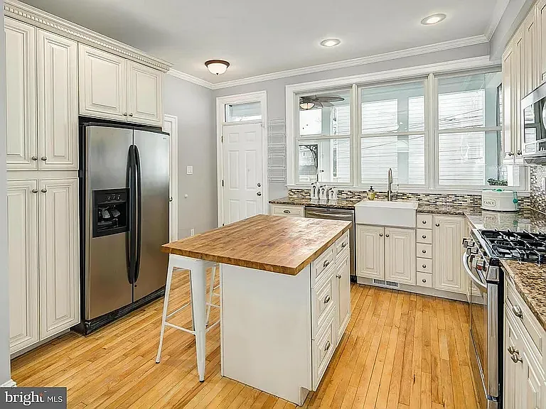 440 Lamont St NW — Photo 5
