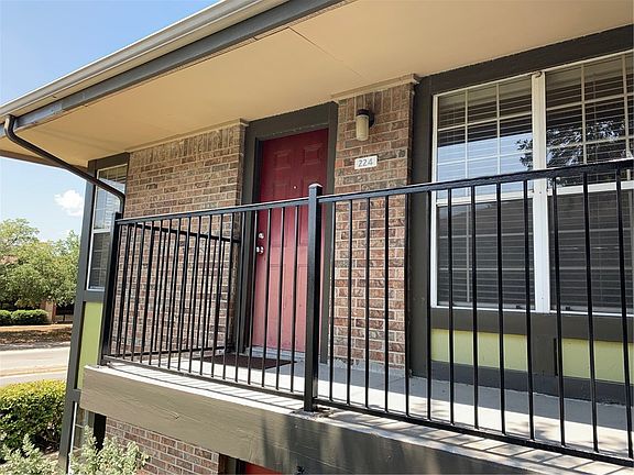 5th image of 7685 Northcross Dr Unit 224