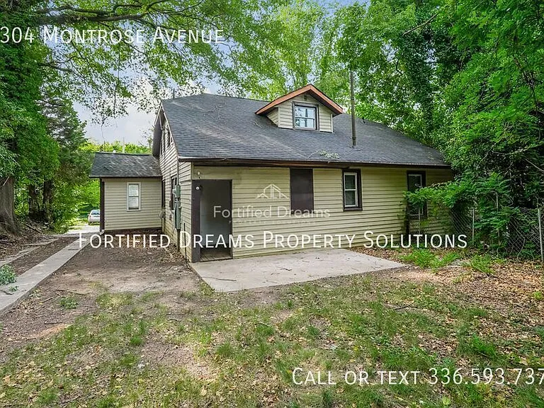 2304 Montrose Ave — Photo 12