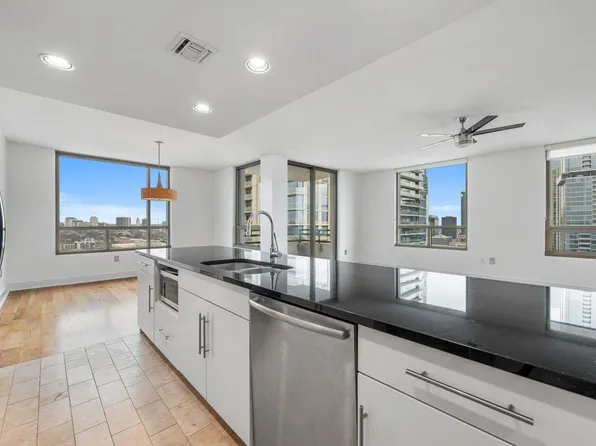 300 Bowie St #2701, Austin, TX 78703