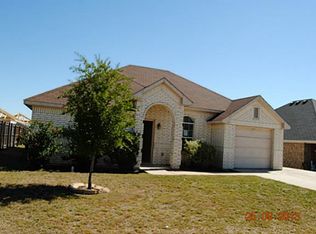 602 Jordan Ln, Waxahachie, TX 75165