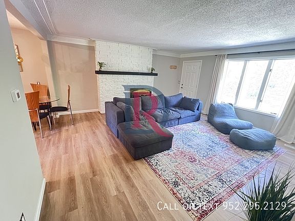 4th image of 13702 Country Ln