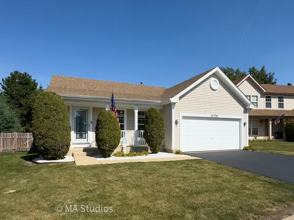 21730 Ivanhoe Trl, Plainfield, IL 60544