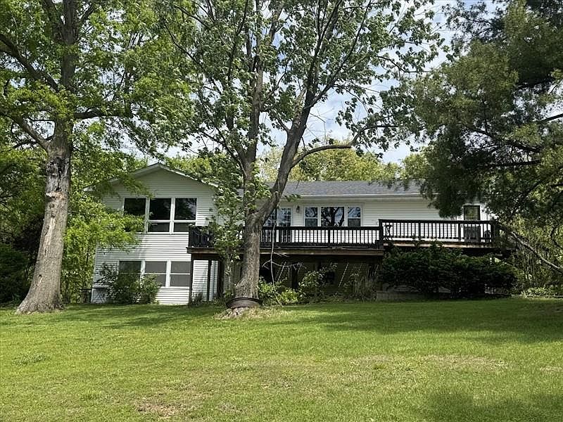 1st image of 29601 Cottenwood Ln