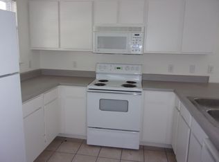 2501 Ebb Tide Ln, Wilmington, NC 28409