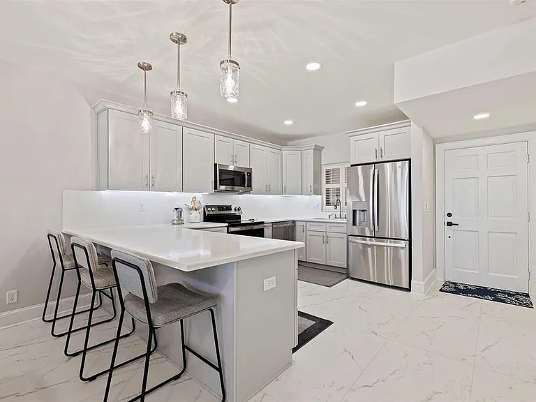 4950 Gulf Blvd #404 — Photo 12