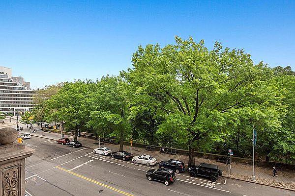 1st image of 485 Central Park W APT 3e
