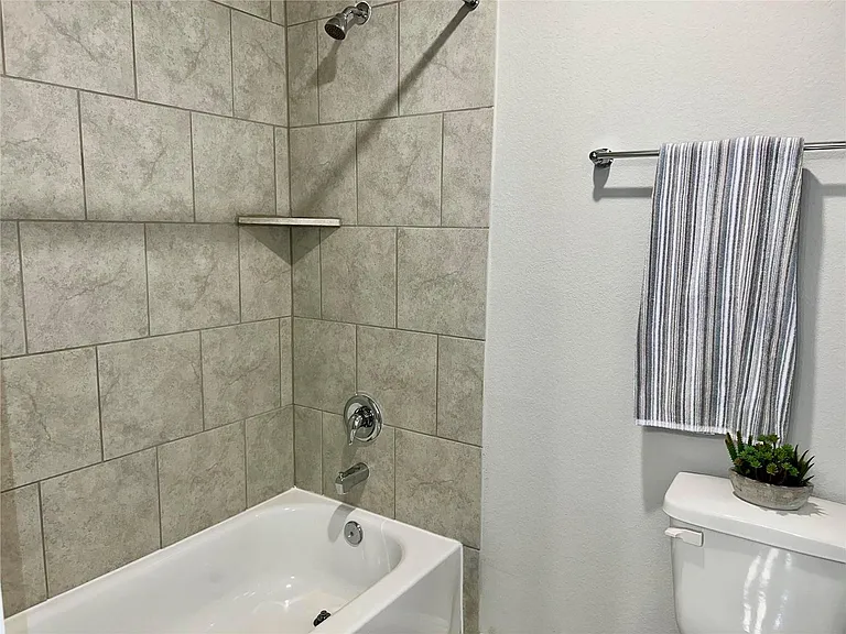 31418 Horseshoe Meadow Bnd — Photo 22