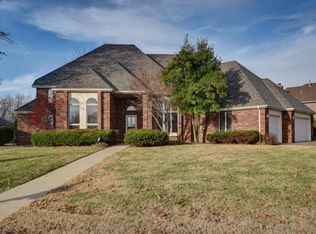 1217 N Chelmsworth Ln, Springfield, MO 65802