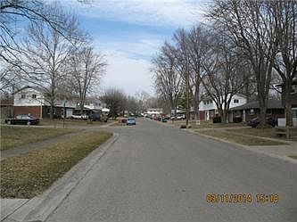 2nd image of 95 Woods Rd
