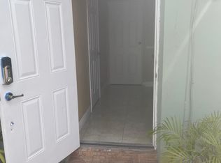 6245 W 6th Ave, Hialeah, FL 33012