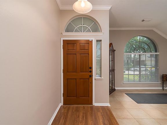 4th image of 4902 Widerop Ln