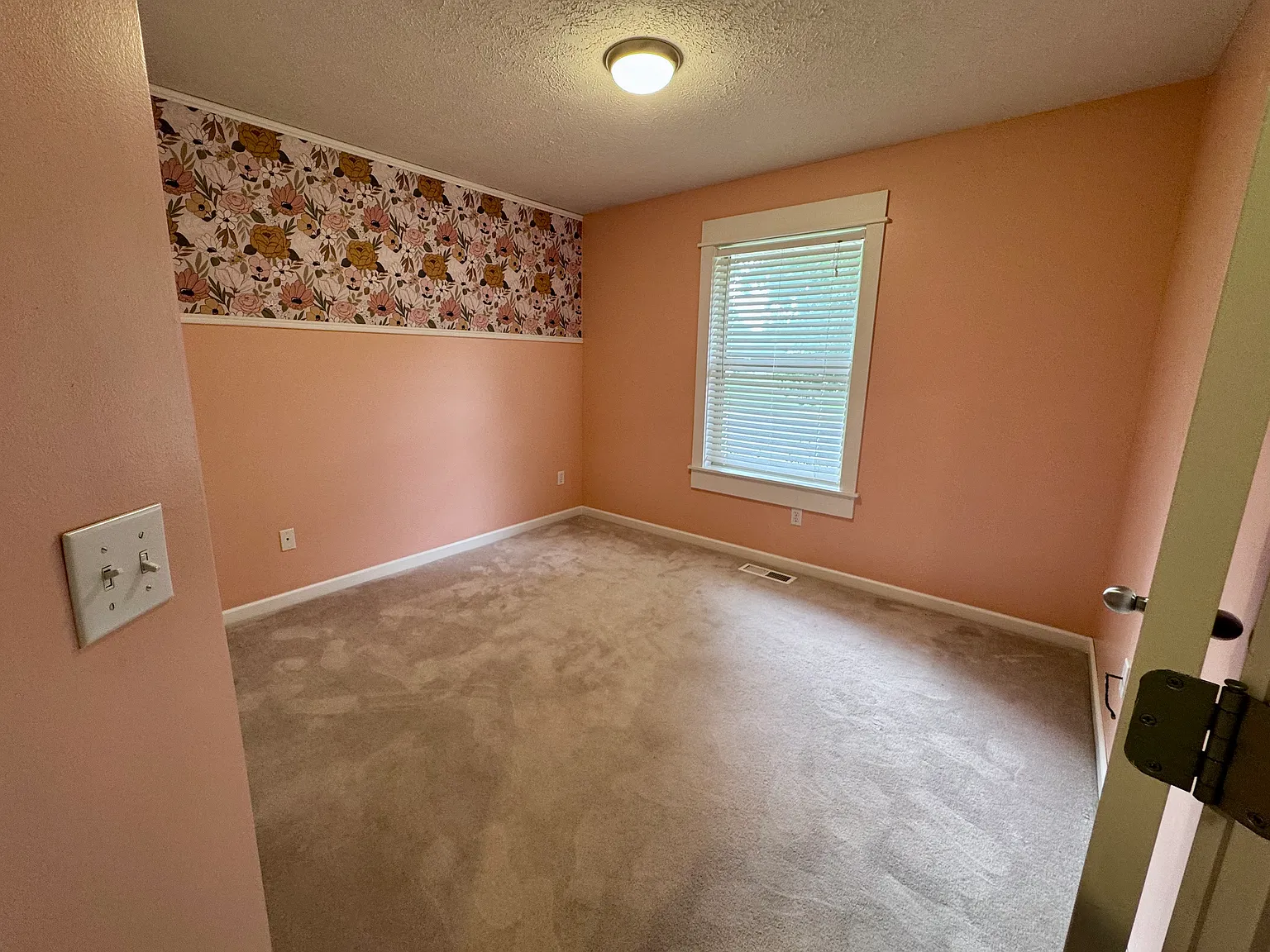 4296 S Hemlock Ave — Photo 4