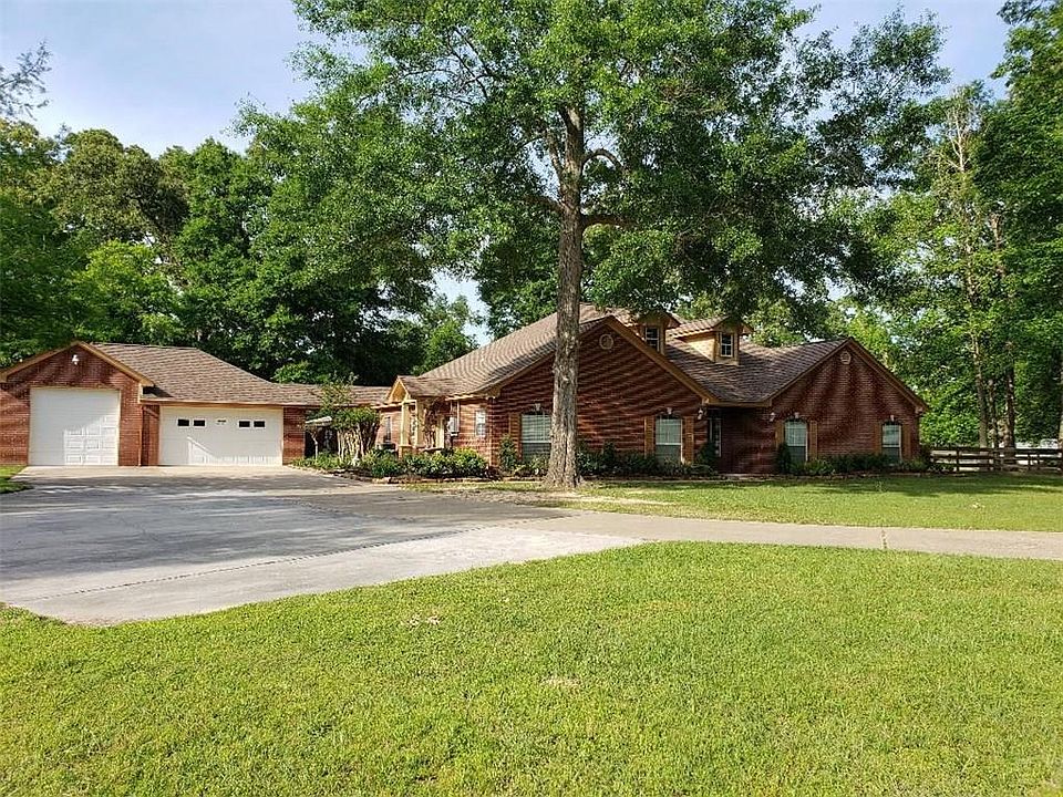 1st image of 25885 Hickory Knoll Ct