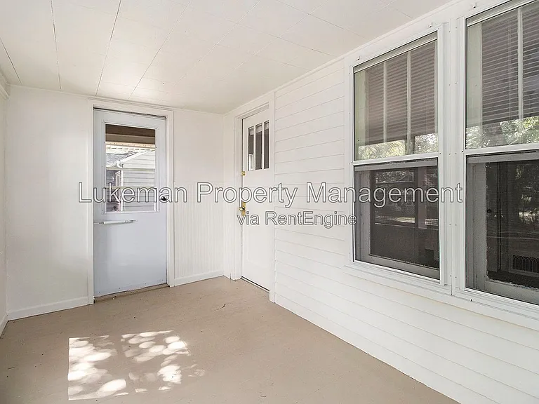 539 Gayle Ave — Photo 13