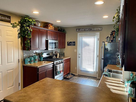5th image of 13930 Flagstaff St