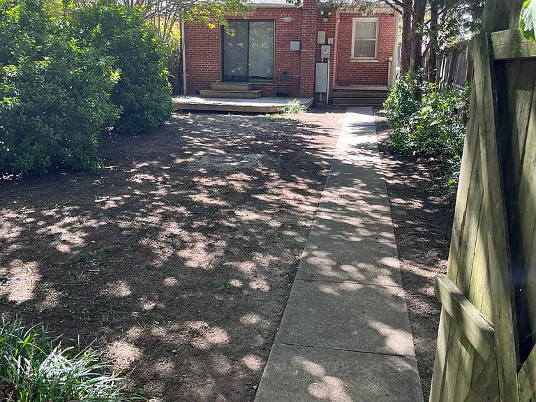 3136 Ellwood Ave — Photo 13