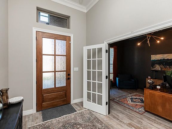 4th image of 8140 Birkdale Dr