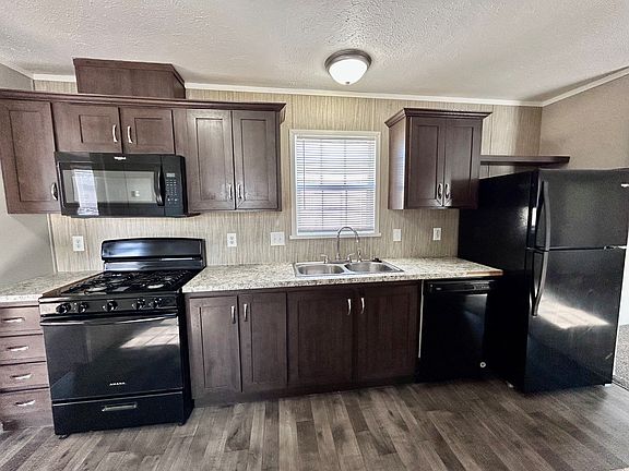 3rd image of 6606 Denver Dr