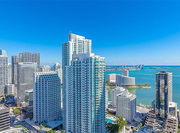 4th image of 1010 Brickell Ave Unit 4204