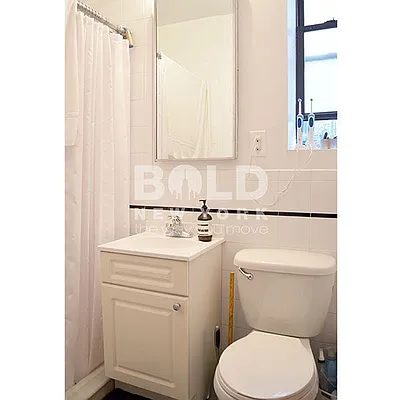 Rented by Bold New York | media 20