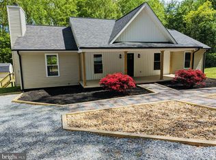 3131 Blount Dr, Bumpass, VA 23024