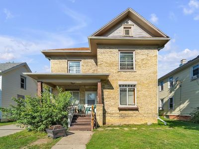 1910 Lasalle STREET, Racine, WI, 53402