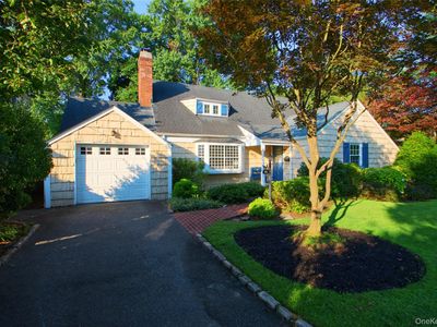 170 Oak Street, Floral Park, NY, 11001