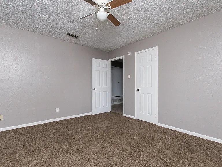 1520 McCarthy Ave — Photo 22