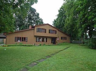 25 Hoyt Pl, Rochester, NY 14610