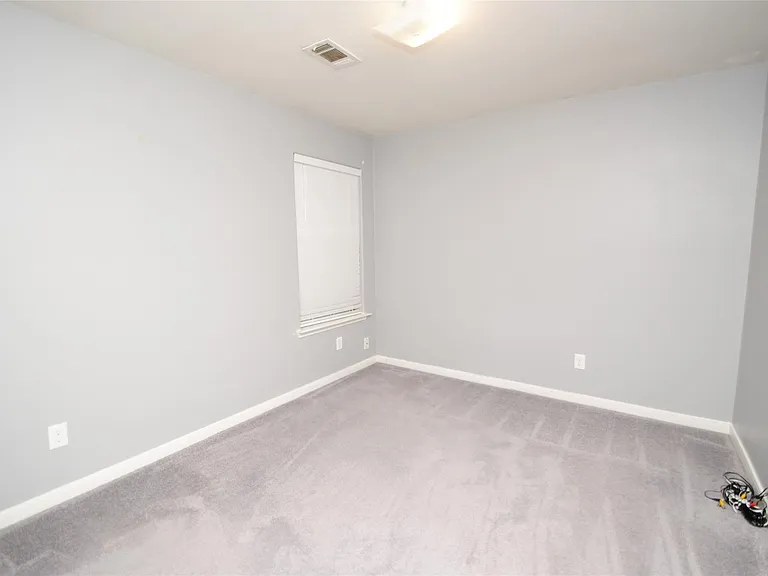 4219 Medina River Loop — Photo 12