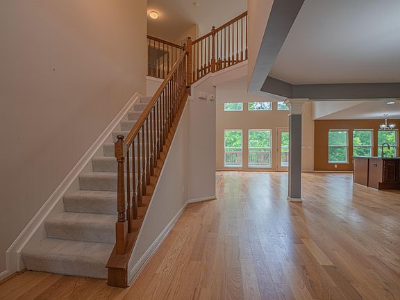 3rd image of 1463 Twinridge Way