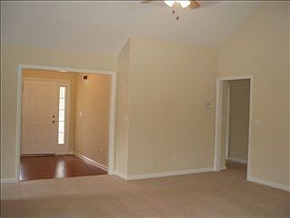 3rd image of 3130 Alexandria Dr