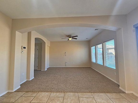 5th image of 894 Valencia