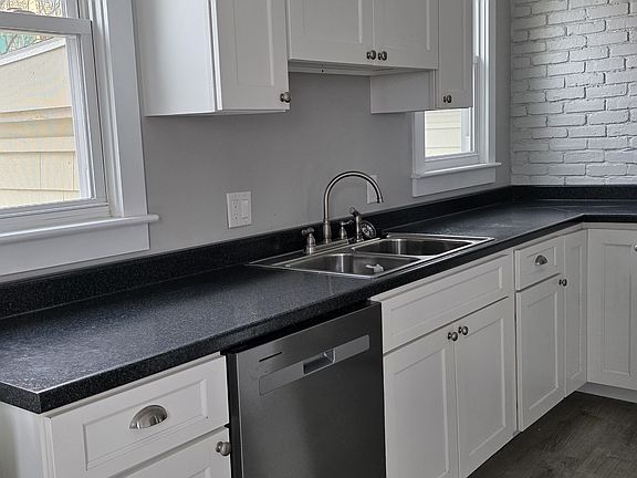 2nd image of 174 Elm St