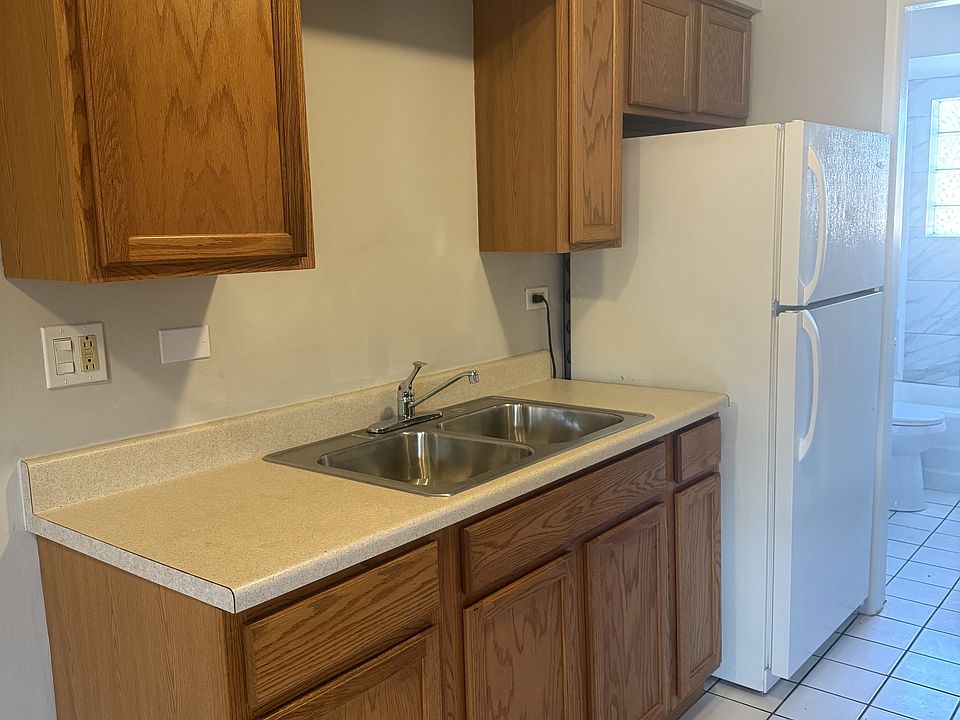 1st image of 6701 Stanley Ave APT 11