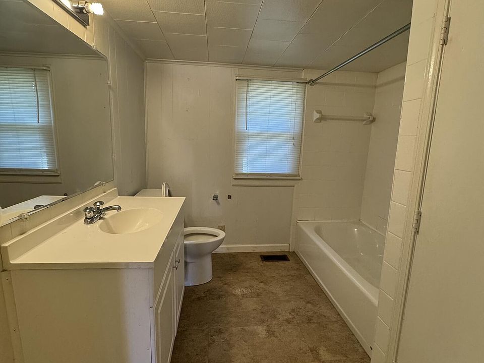 1st image of 3001 Friendship Rd