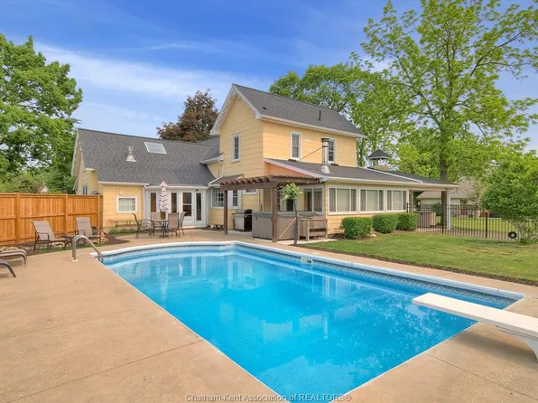 42 Middleton Line, Chatham Kent, ON N0P 2P0