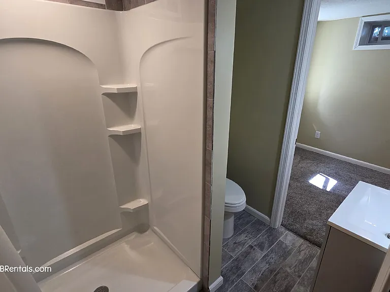 871 Saint Clair Ave #3 — Photo 15