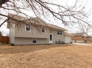 2526 Beartooth Dr, Cody, WY 82414