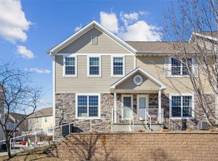 1635 SW White Birch Cir, Ankeny, IA 50023