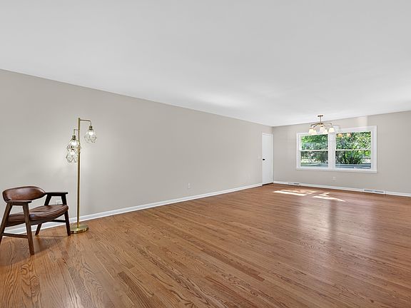 2nd image of 262 S 19th St