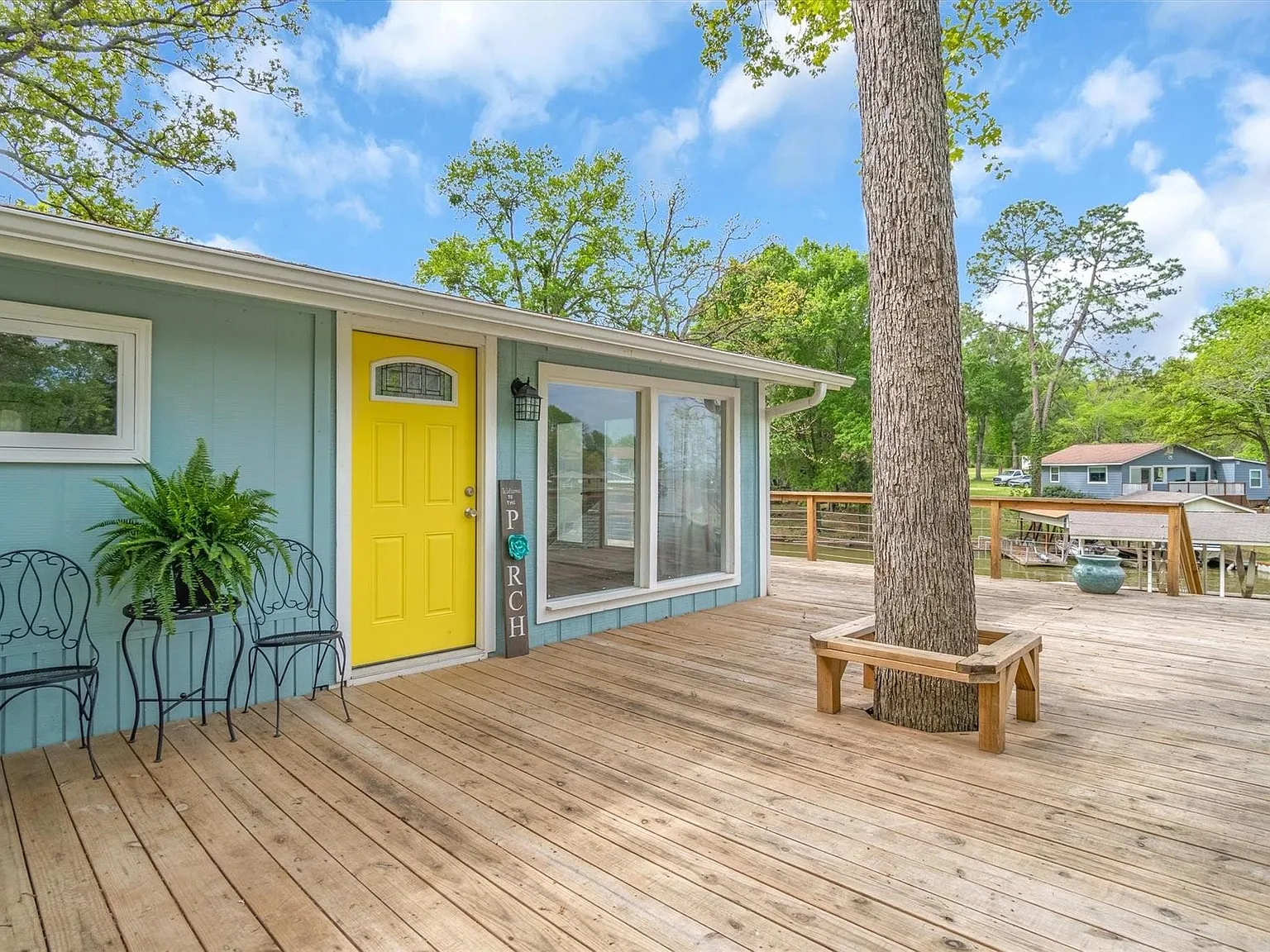 3 bed, 1.0 bath, 1080 sqft, $1,975 — Photo 1