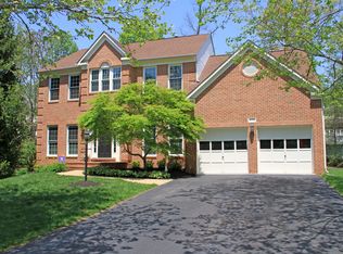 8043 Arcadian Shore Ct, Gainesville, VA 20155